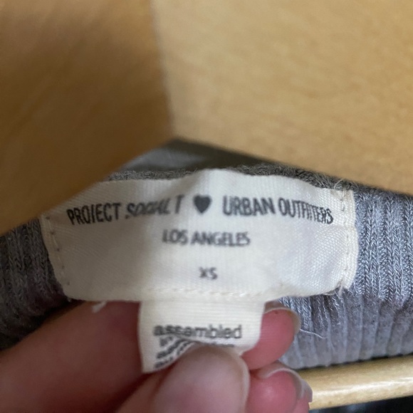 Urban Outfitter Grey Long Sleeve XS - Picture 4 of 4